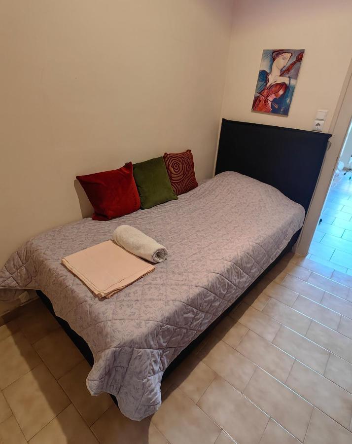 Leonidas Private Apartment In スパルティ エクステリア 写真